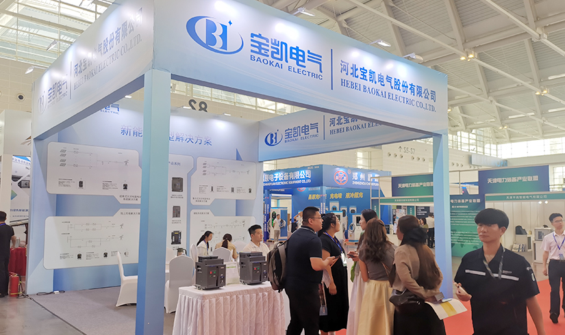 暴击行业天花板！pa视讯电气硬核技术亮相天津清洁能源展，引央视记者及能源产业巨头现场“挖宝”